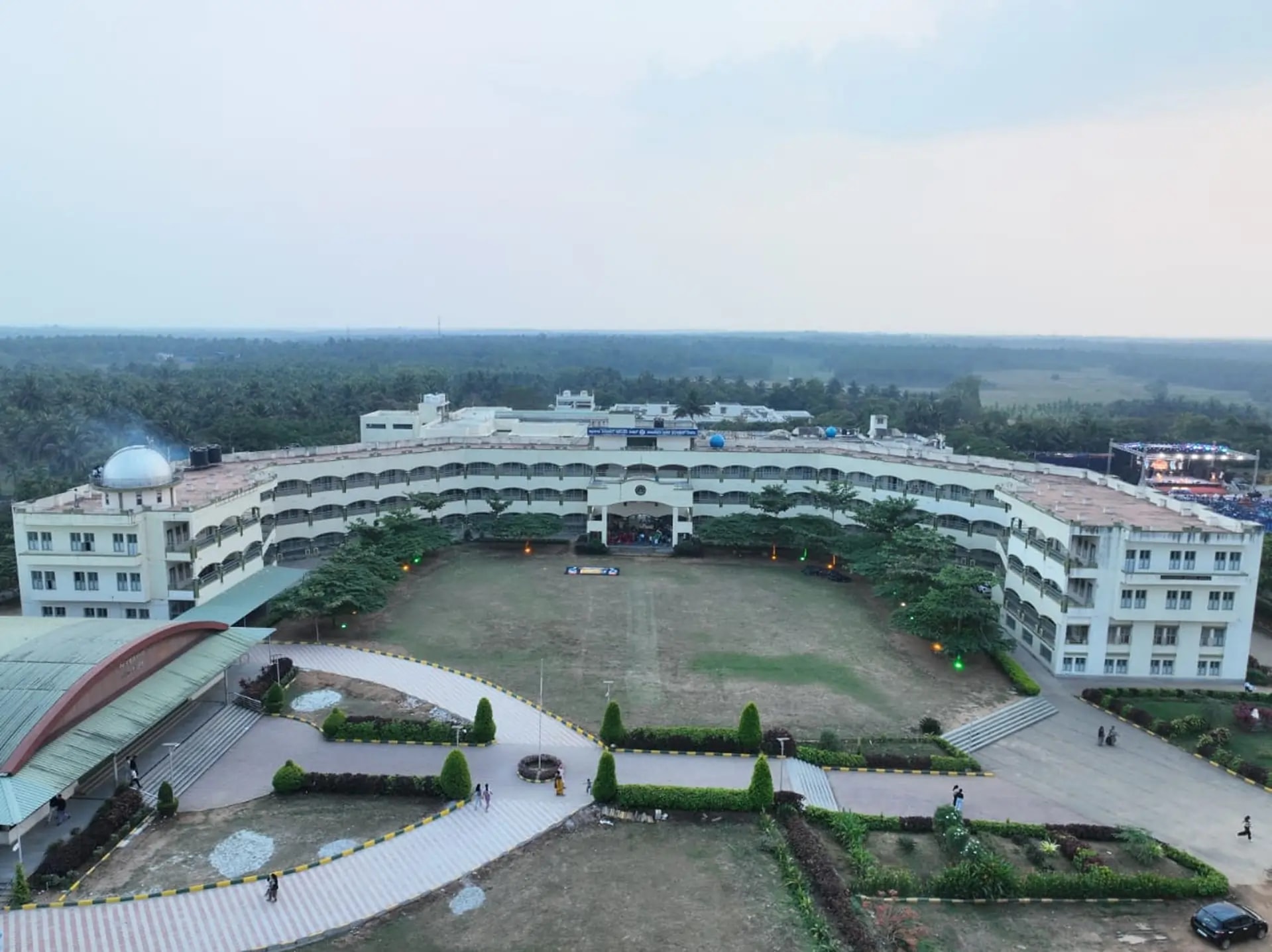 Jnanadeepa School Campus